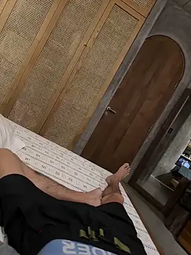 HenryLee1983-cums online show from 11/24/25, 04:51