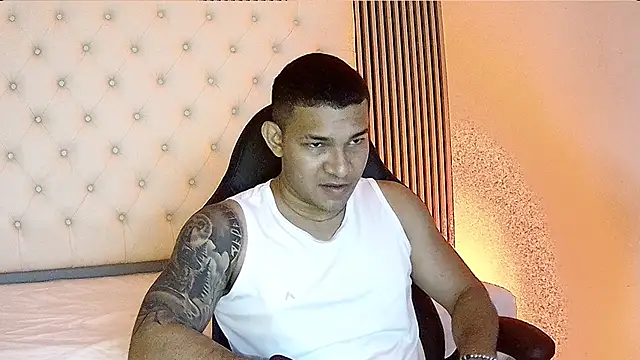 venedic bull online show from 10/10/25, 04:50