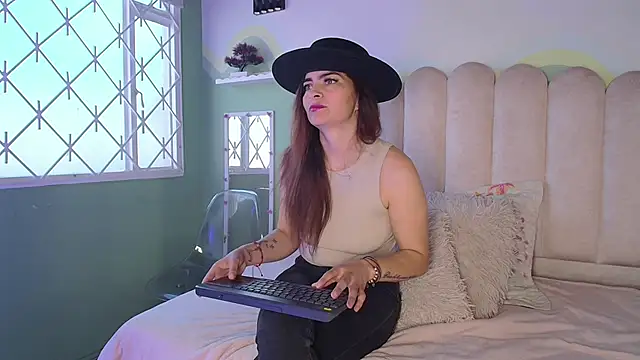 BiancaLuxx  online show from 03/01/26, 12:51