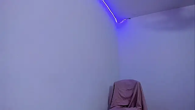 Lia0109 online show from 12/20/25, 05:25