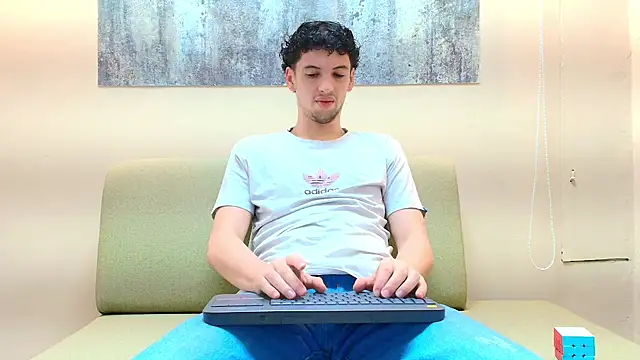 ISRAEL GRAY online show from 10/09/25, 12:14