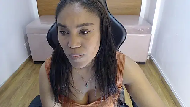 kamala a online show from 11/19/25, 03:06