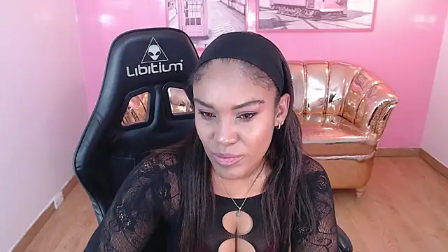 kamala a online show from 11/24/25, 02:55