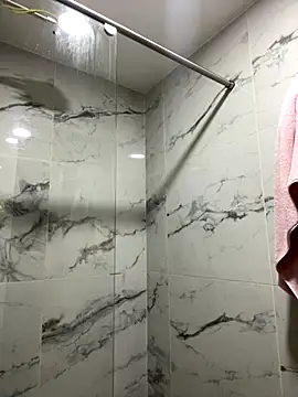 Zoe riivas online show from 10/10/25, 10:36