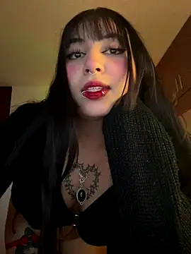 Hinatamoon  online show from 12/18/25, 05:02