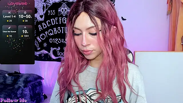 Snapshot of Anni_420_ chatting on 10/29/25, 08:16 Anni 420  online show from 10/29/25, 08:16