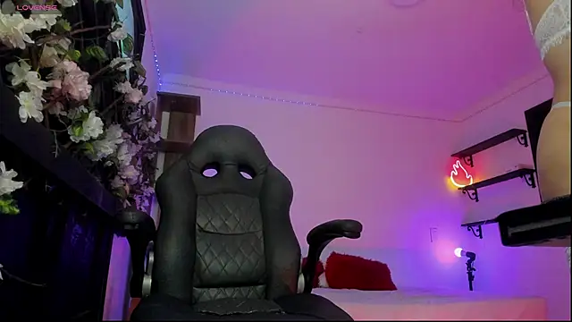 Kora Red69 online show from 11/14/25, 01:54