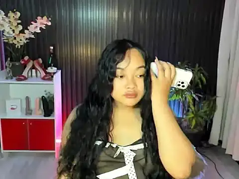 UrFavouriteCravings online show from 10/26/25, 03:45