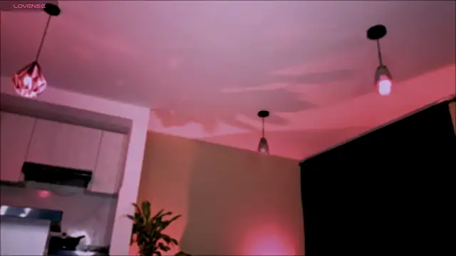 VanessaBlackrose online show from 10/21/25, 12:22