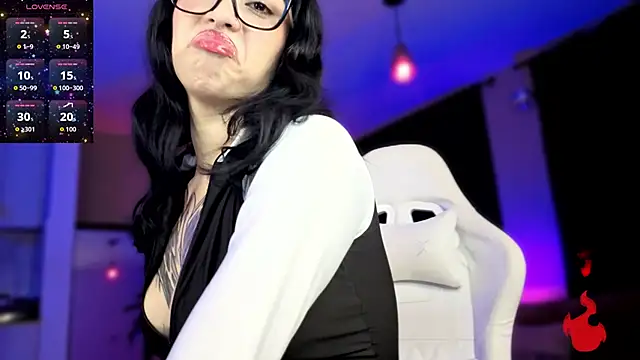 Snapshot of VanessaBlackrose chatting on 05/21/26, 03:46 VanessaBlackrose online show from 05/21/26, 03:46