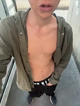 LiamMyst online show from 04/12/26, 10:53