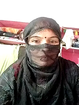 LOVE-VIKA online show from 10/27/25, 05:44