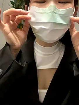 Snapshot of baobei-527 chatting on 10/19/25, 01:56 baobei-527 online show from 10/19/25, 01:56