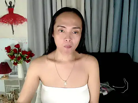 xAsianTOPModelx online show from 11/09/25, 10:30