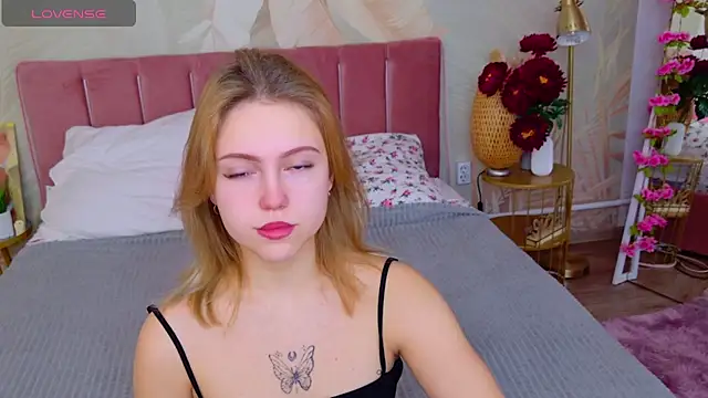 Stellahaart online show from 11/26/25, 07:20