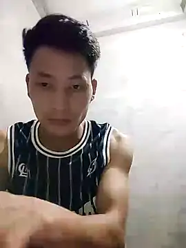 Snapshot of Uh-em95 chatting on 10/01/25, 09:37 Uh-em95 online show from 10/01/25, 09:37