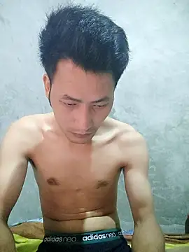 Snapshot of Uh-em95 chatting on 10/10/25, 03:27 Uh-em95 online show from 10/10/25, 03:27