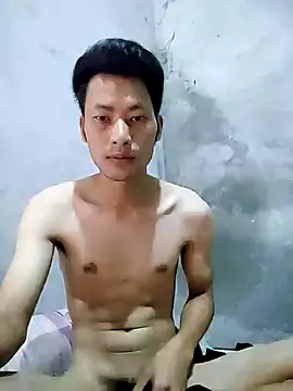 Snapshot of Uh-em95 chatting on 10/19/25, 11:49 Uh-em95 online show from 10/19/25, 11:49