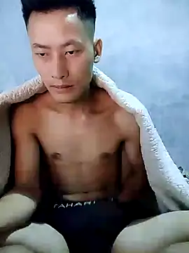 Snapshot of Uh-em95 chatting on 10/25/25, 05:26 Uh-em95 online show from 10/25/25, 05:26