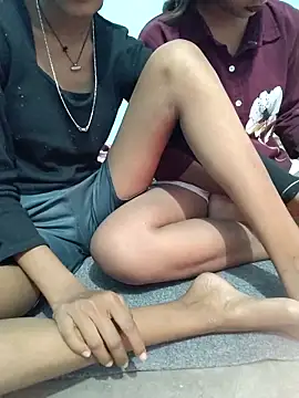 Unique girls90 online show from 02/02/26, 05:50