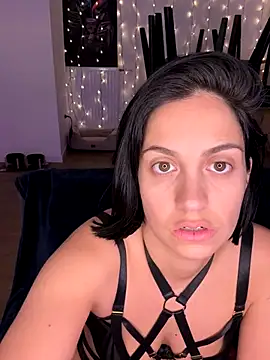 LaPetiteKim online show from 01/08/26, 09:06