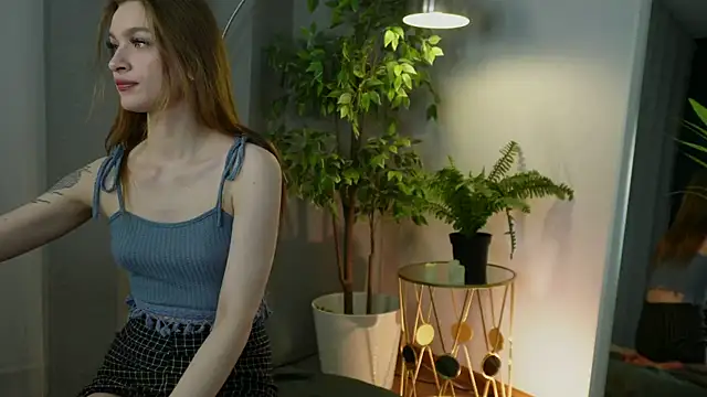 PollyMayer online show from 11/30/25, 08:57