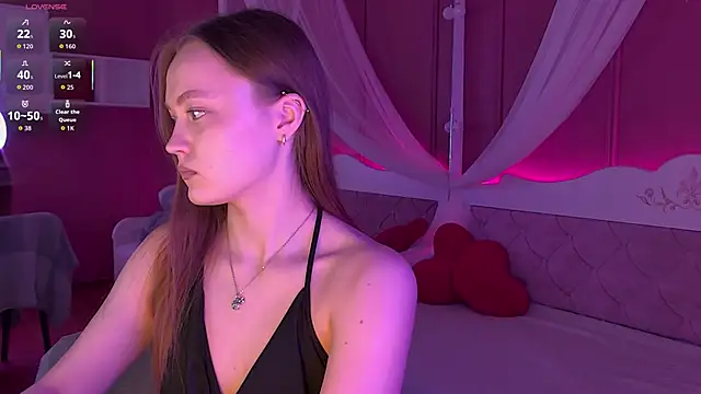 EmmaCamm online show from 01/13/26, 12:43