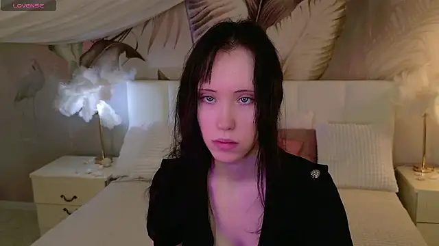 Melissa Gonzales online show from 10/04/25, 07:28