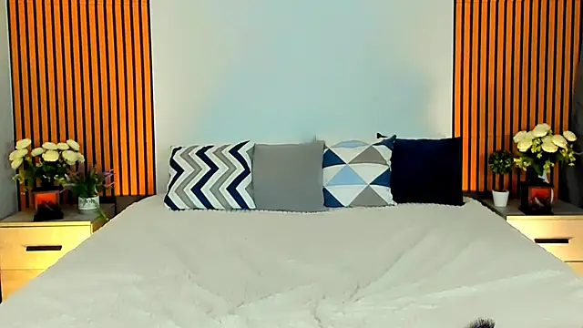 SugarWhisper online show from 04/18/26, 07:58