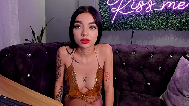 scarlettvelvet  online show from 12/13/25, 07:53