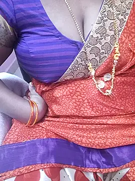 Snapshot of Tamil_Ammani chatting on 04/25/26, 11:02 Tamil Ammani online show from 04/25/26, 11:02