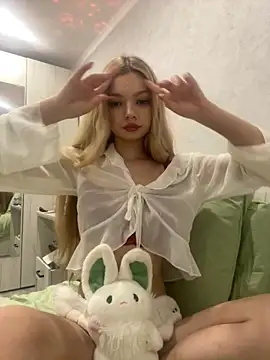  Siennaaa  online show from 11/16/25, 04:34