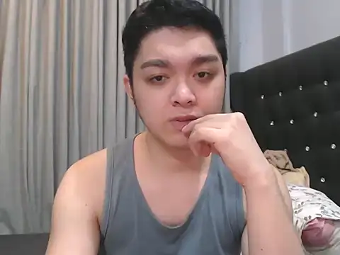 JayKarLo online show from 10/11/25, 01:42