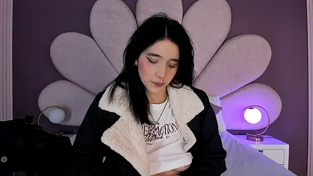 Snapshot of MeganR_ chatting on 01/09/26, 11:13 MeganR online show from 01/09/26, 11:13