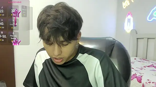 StiwenTwink online show from 01/08/26, 08:00