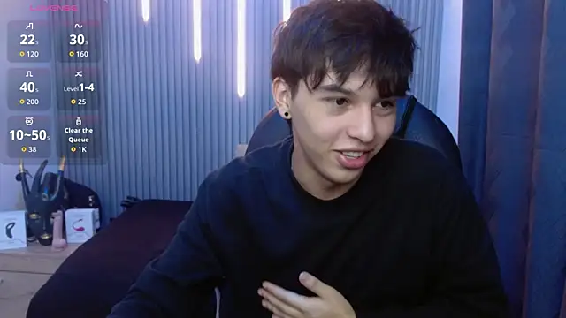 Snapshot of StiwenTwink chatting on 07/19/26, 03:43 StiwenTwink online show from 07/19/26, 03:43