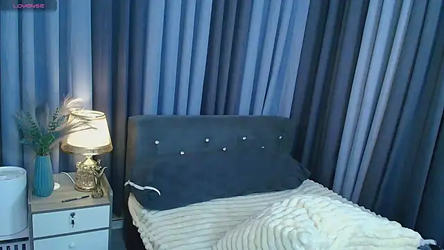 Kaydee Callix online show from 10/09/25, 04:16