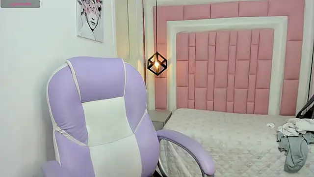 Klaret Toy online show from 04/21/26, 01:39