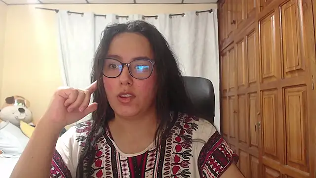 Venus cat  online show from 04/03/26, 03:37