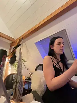 V-WINELOVER online show from 10/13/25, 05:46