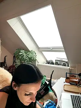 V-WINELOVER online show from 10/16/25, 03:57