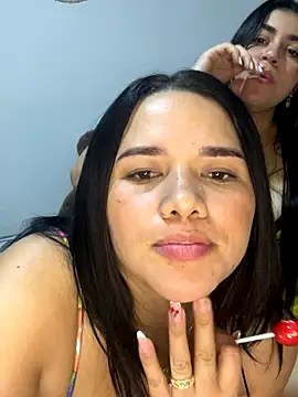 Snapshot of sindyy_01 chatting on 10/08/25, 05:05 sindyy 01 online show from 10/08/25, 05:05