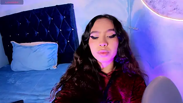 laylaa fox online show from 10/14/25, 06:52