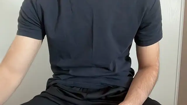 Snapshot of ncjuice_ chatting on 11/04/25, 02:16 ncjuice online show from 11/04/25, 02:16