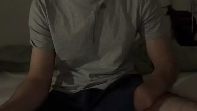 Snapshot of ncjuice_ chatting on 11/16/25, 11:32 ncjuice online show from 11/16/25, 11:32