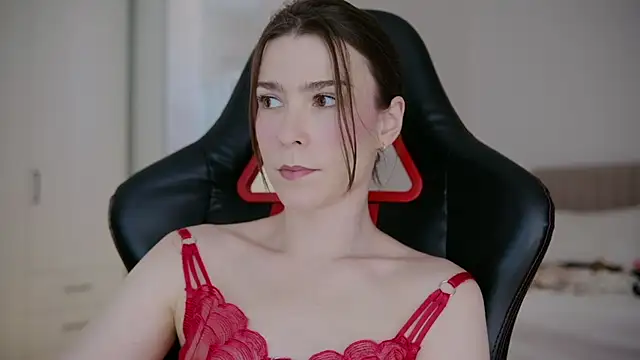 WowHelloAlice online show from 04/25/26, 05:32