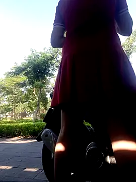 Zun 121 online show from 10/18/25, 12:57