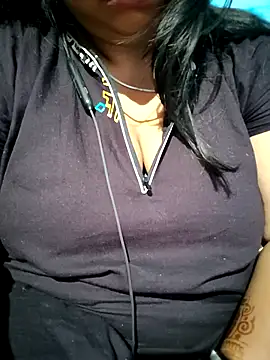 Angel queen1 online show from 10/29/25, 01:41