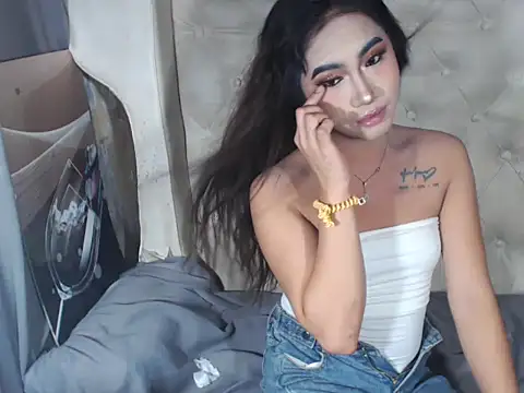 FLAMARAxxx online show from 10/07/25, 08:33