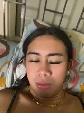 Snapshot of yurie_hardfuck chatting on 06/30/26, 11:39 yurie hardfuck online show from 06/30/26, 11:39